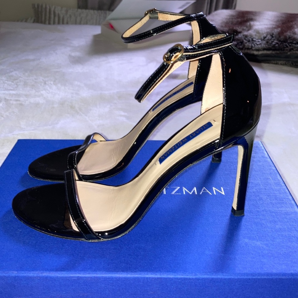 Stuart Weitzman Nudistsong black patent heels